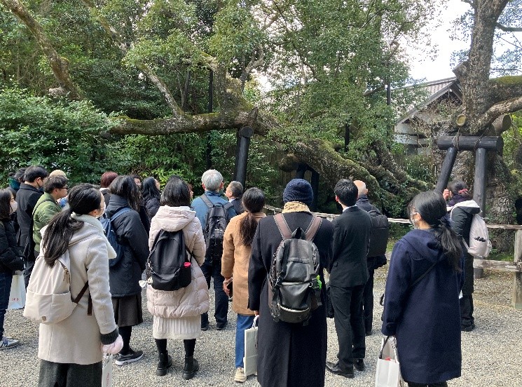 音羽氏による外宮の解説