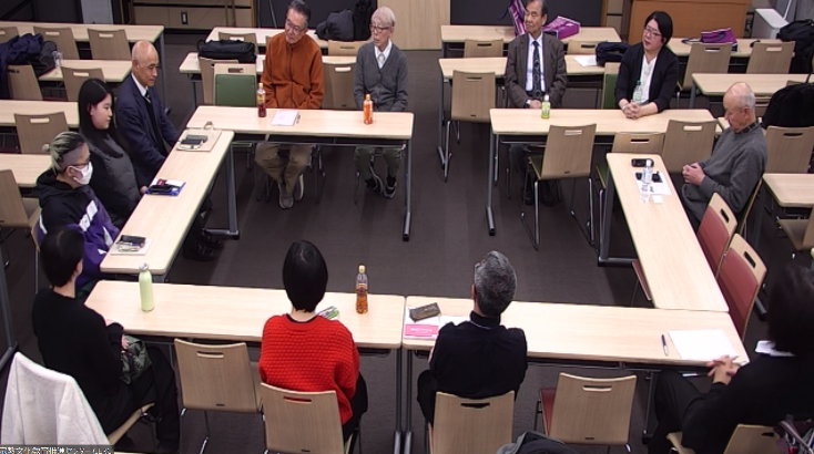 懇談会の様子(会場) 懇談会の様子(会場)